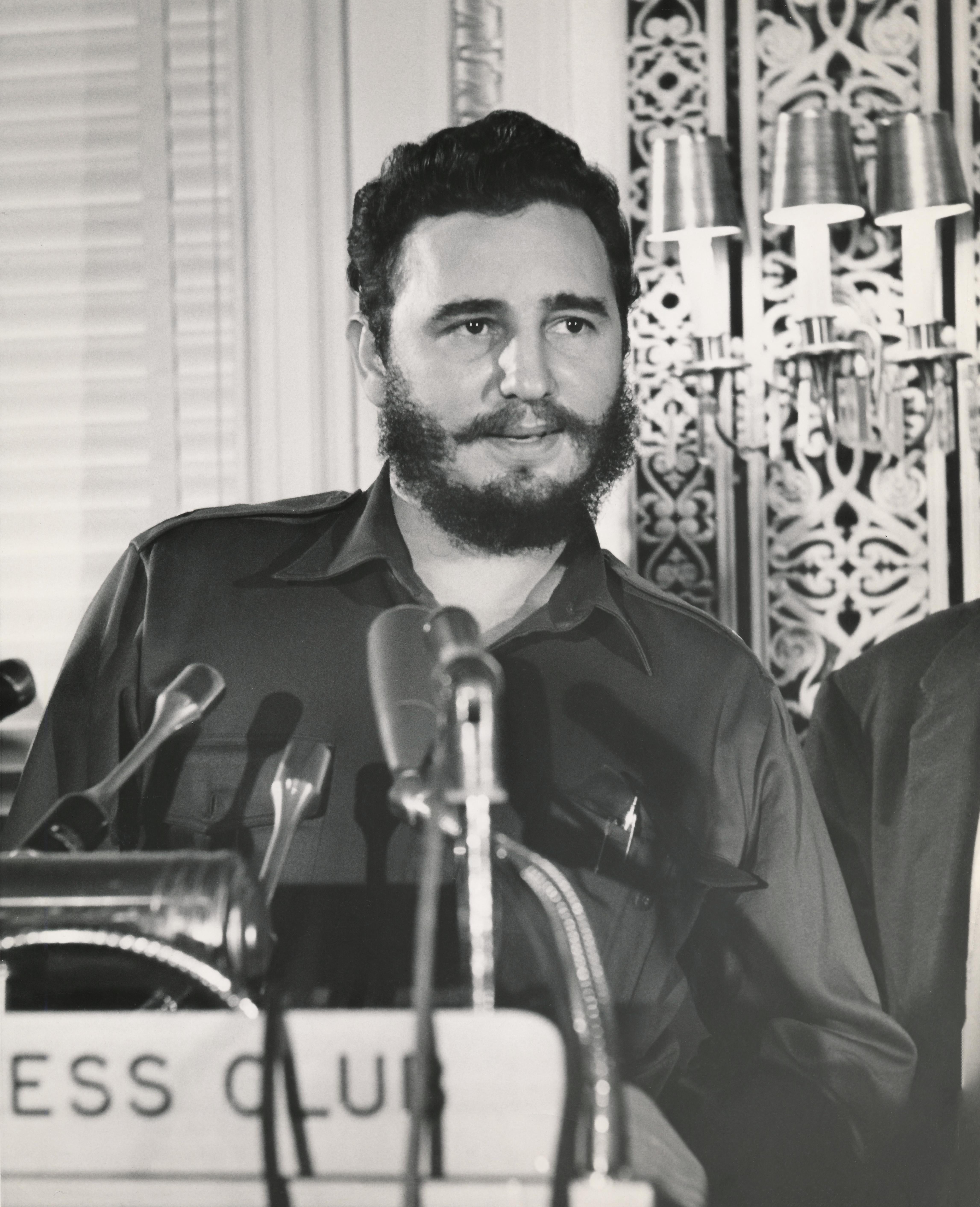 Unknown Black and White Photograph - Fidel Castro in Washington D.C. Fine Art Print