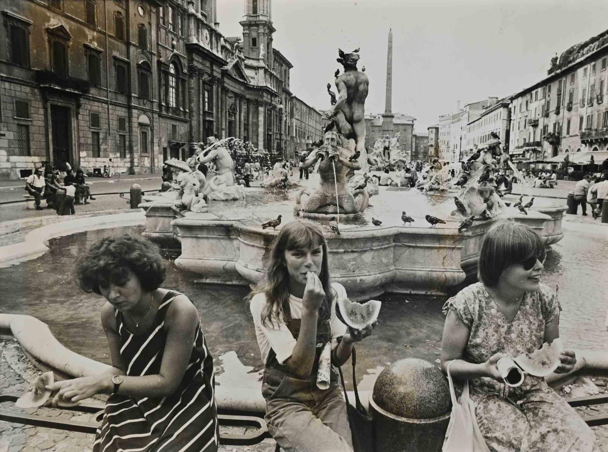 Unknown Figurative Photograph – „Fontana del Moro, Piazza Navona“, Rom – Vintage-Foto – 1978