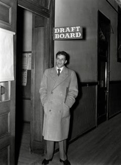 Frank Sinatra at the Draft Board Globe Photos Fine Art Print