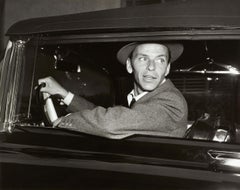 Frank Sinatra conduciendo a casa
