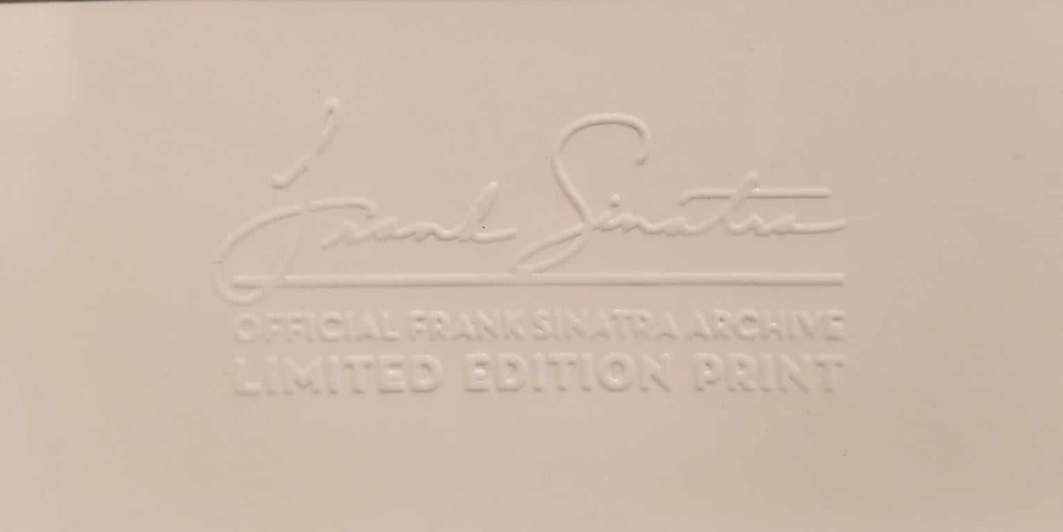 Frank Sinatra – Für die Liebe zum Vinyl – Photograph von Unknown