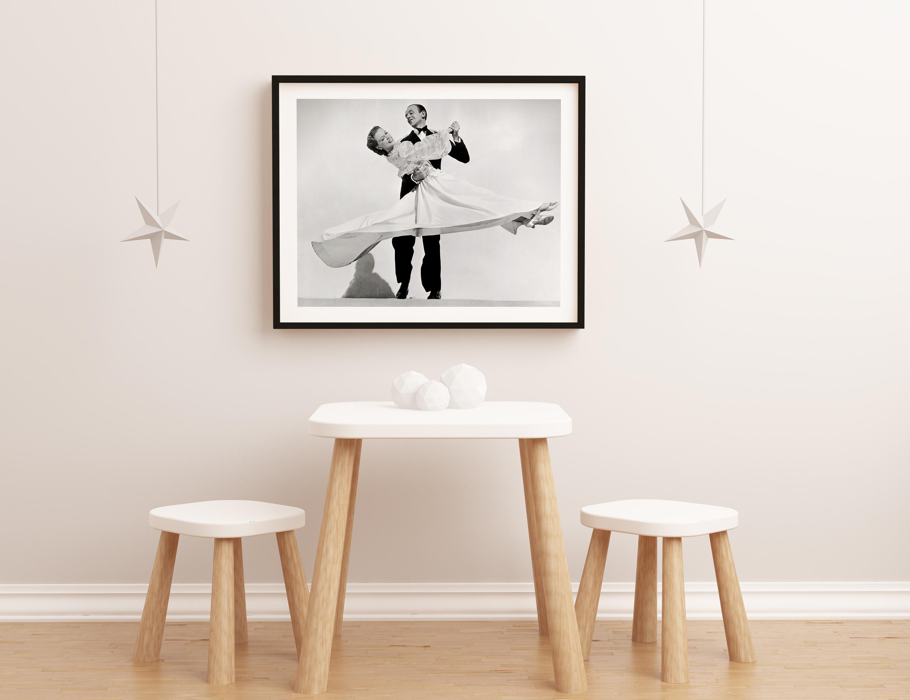 Fred Astaire and Eleanor Powell Dancing Globe Photos Fine Art Print - Gray Portrait Photograph by Unknown