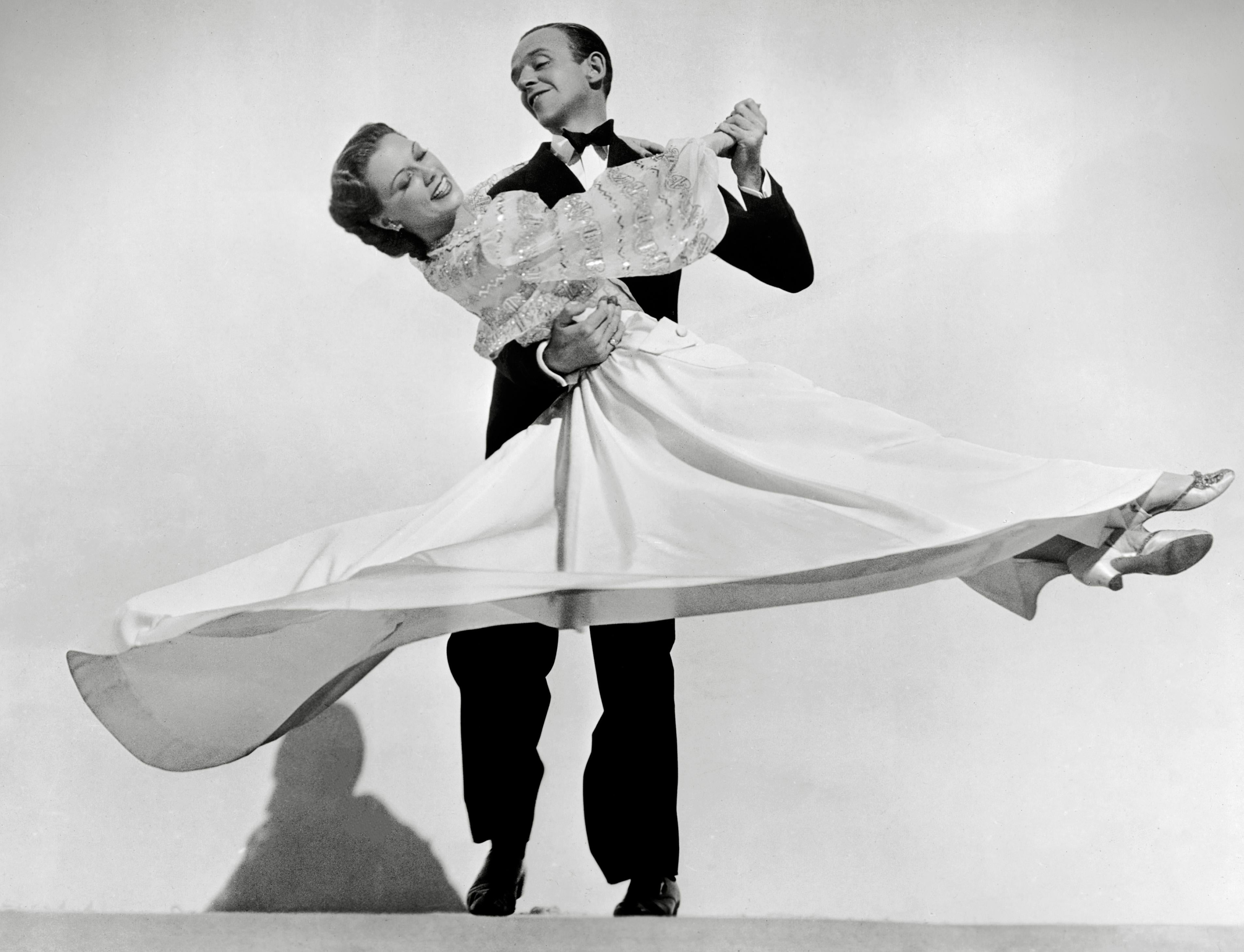Unknown Portrait Photograph - Fred Astaire and Eleanor Powell Dancing Globe Photos Fine Art Print