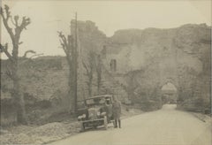 Soldat français près de Paris, photographie noir et blanc à la gélatine d'argent, 1926