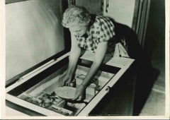 Frozen Food Industry -  American Vintage Photograph - Mid 20th Century