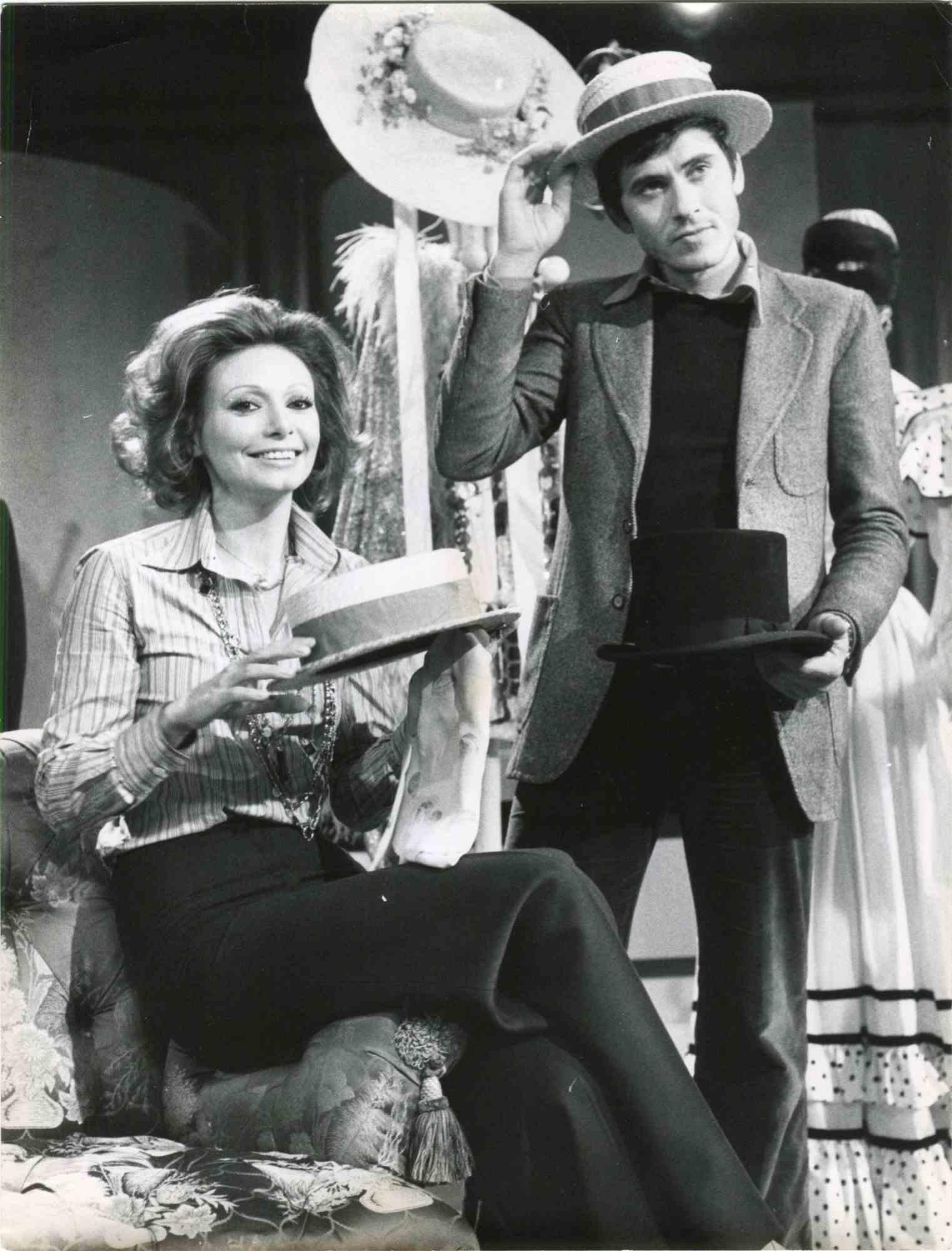 Unknown Figurative Photograph – Gianni Morandi und Claudie Lange - Vintage-Foto - 1970er Jahre