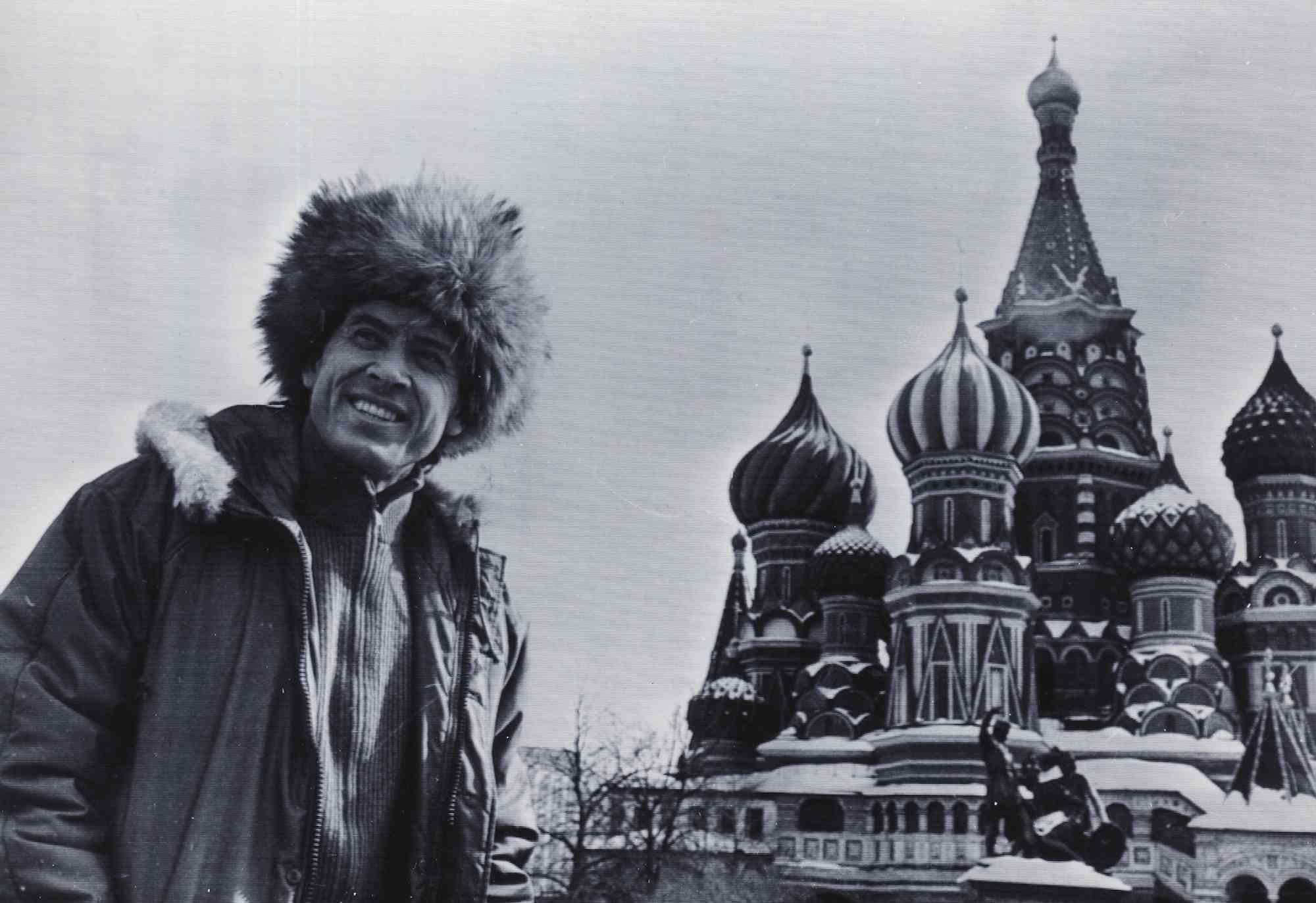 Unknown Landscape Photograph - Gianni Morandi in Moscow - Vintage Photo - 1980s