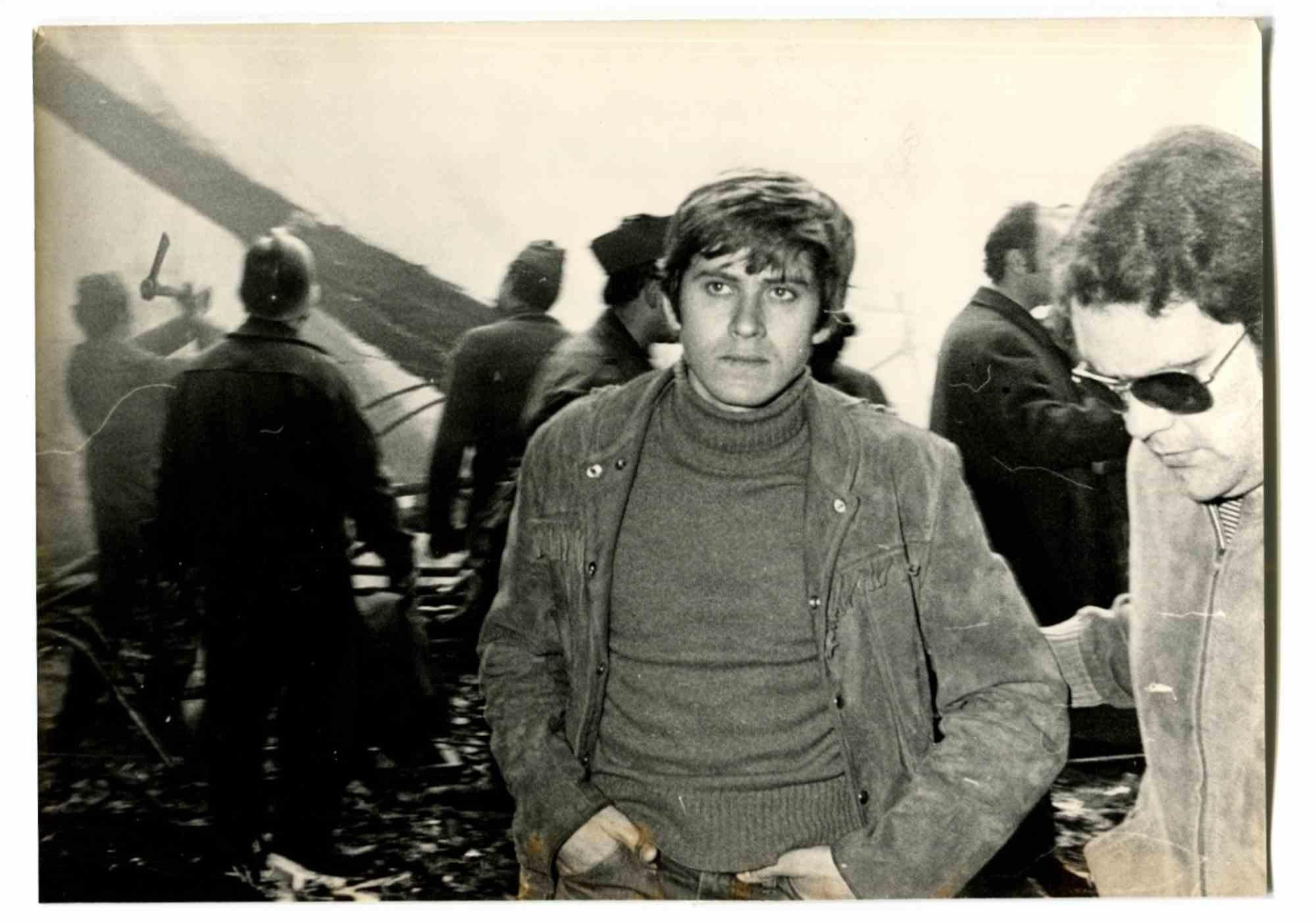 Unknown Portrait Photograph - Gianni Morandi - Vintage Photo - 1970s