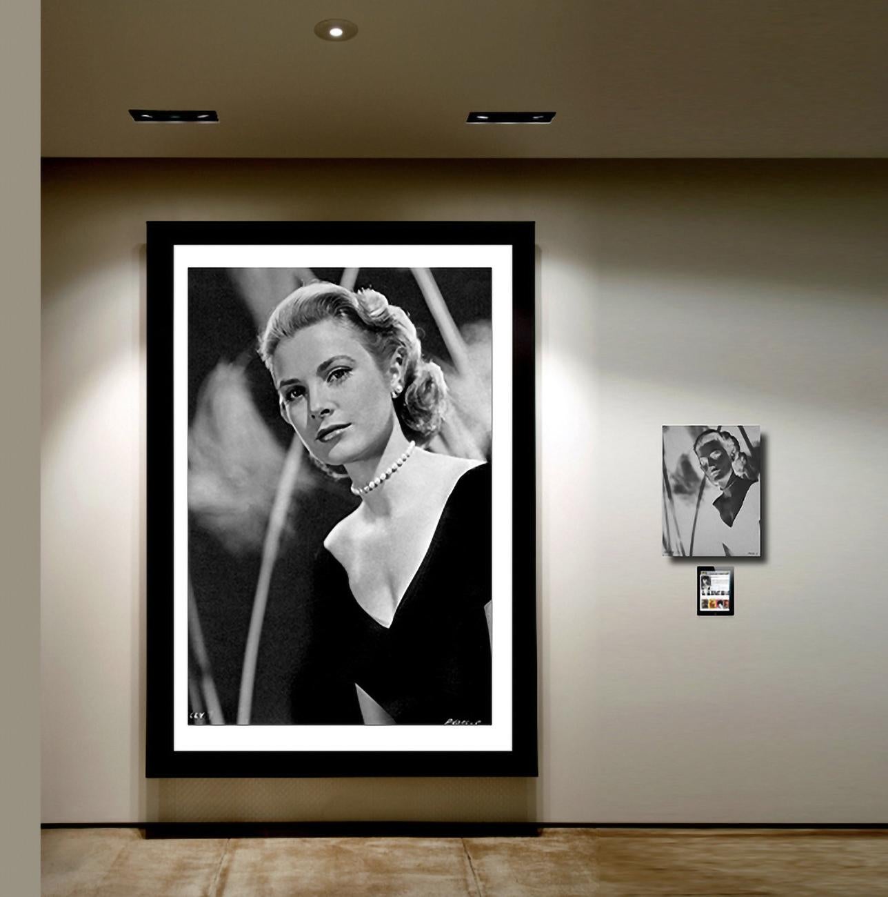 Grace Kelly - Fotografia e negativo vintage di grande formato - Photograph Contemporaneo di Unknown