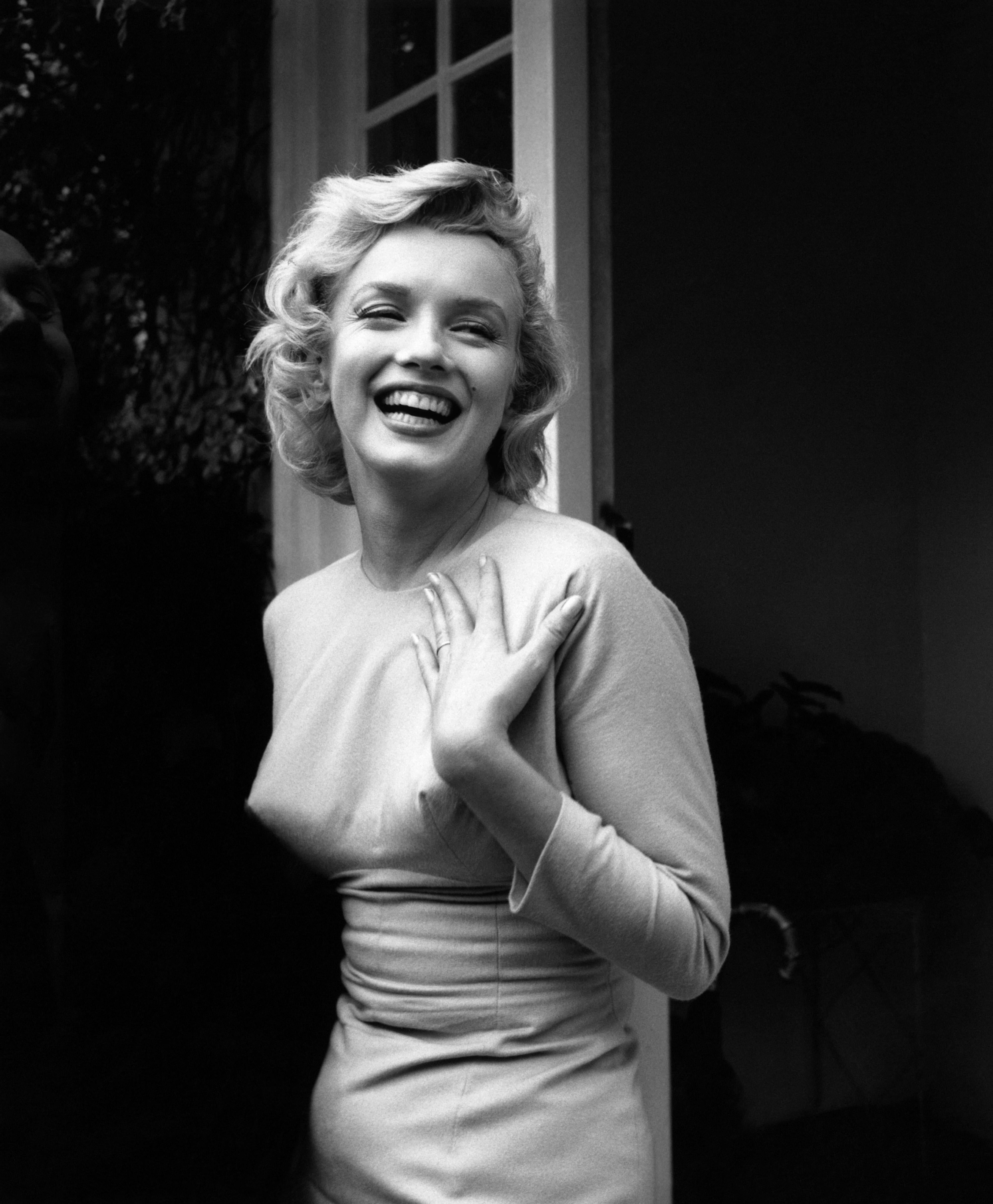 Happy Marilyn (1956) - Silver Gelatin Fibre Print