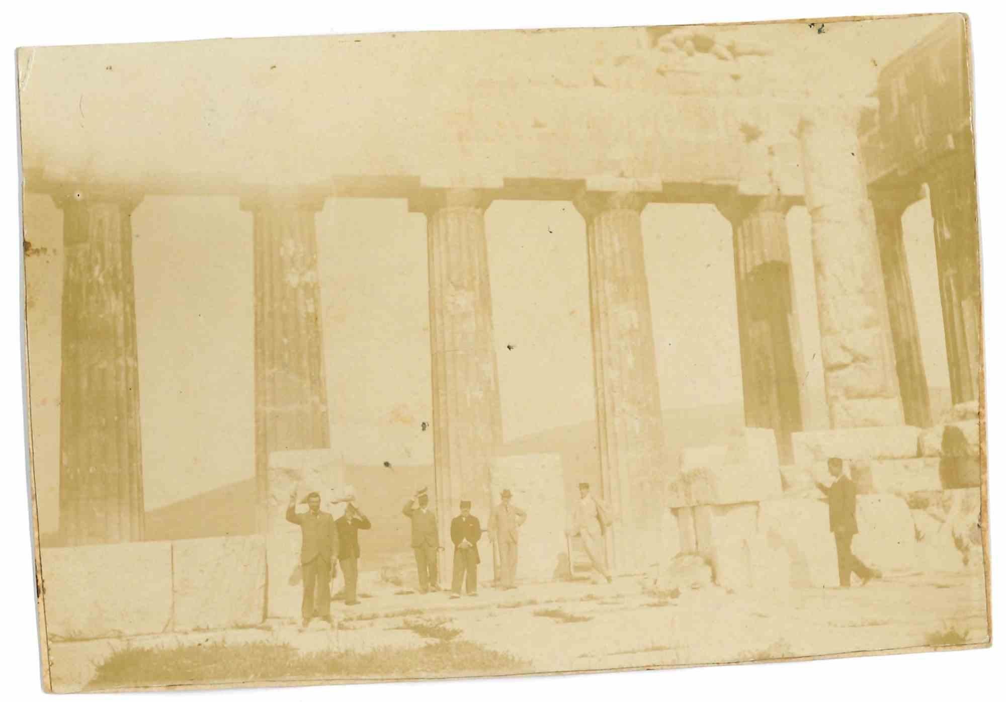 Unknown Landscape Photograph - Hellenistic Columns  and Tourist - The Old Days -  The Early 20th century