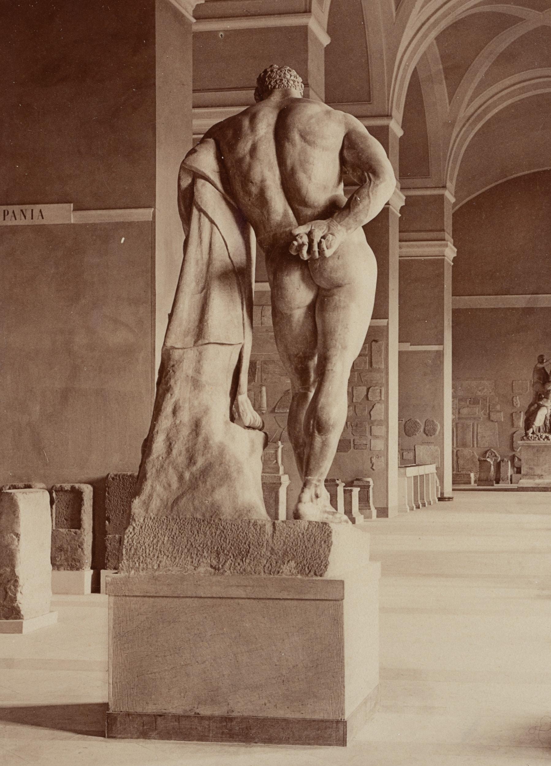 Fratelli Alinari (19th century): View of the back figure of Hercules Farnese in the large hall in the National Archaeological Museum, Museo Nazionale, Naples, c. 1880, albumen paper print

Technique: albumen paper print

Inscription: Lower middle