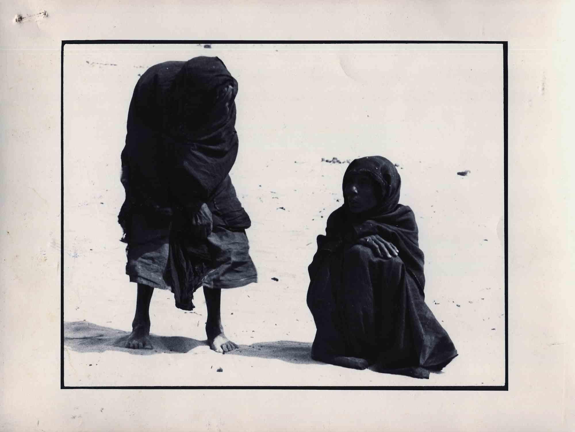 Unknown Figurative Photograph – Historisches Foto – Afrika-Tweed – Vintage-Foto – 1980er Jahre