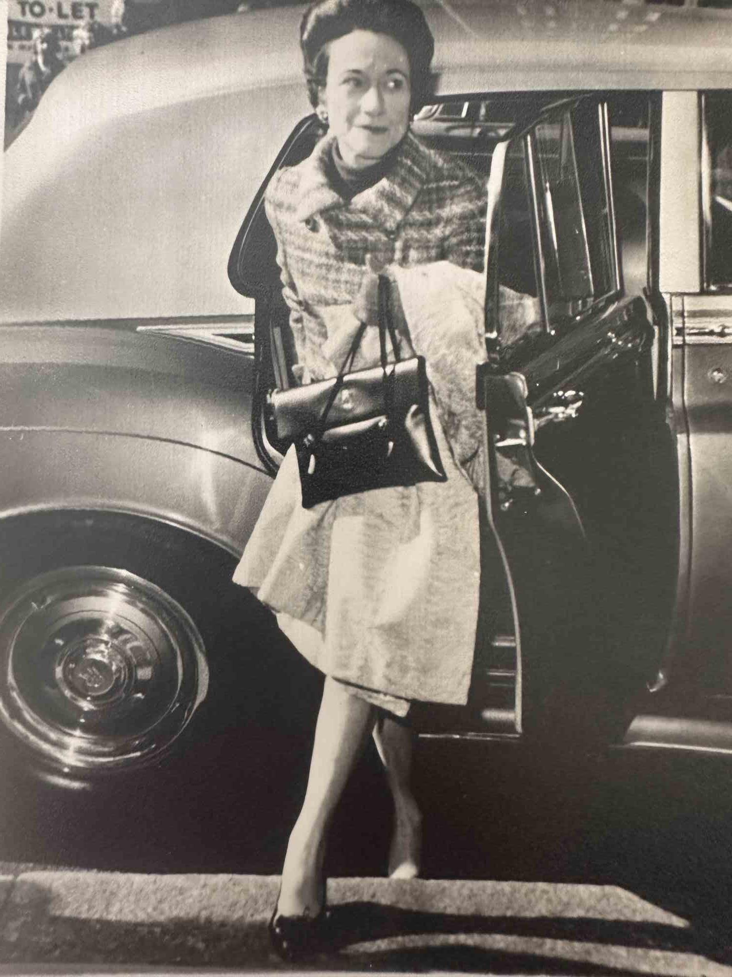 Figurative Photograph de Unknown - Foto histórica - Wallis Simpson - Fotografía de época - mediados del siglo XX
