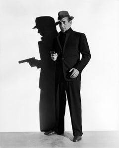 Humphrey Bogart with Gun in "Dead Reckoning" Globe Photos Fine Art Print