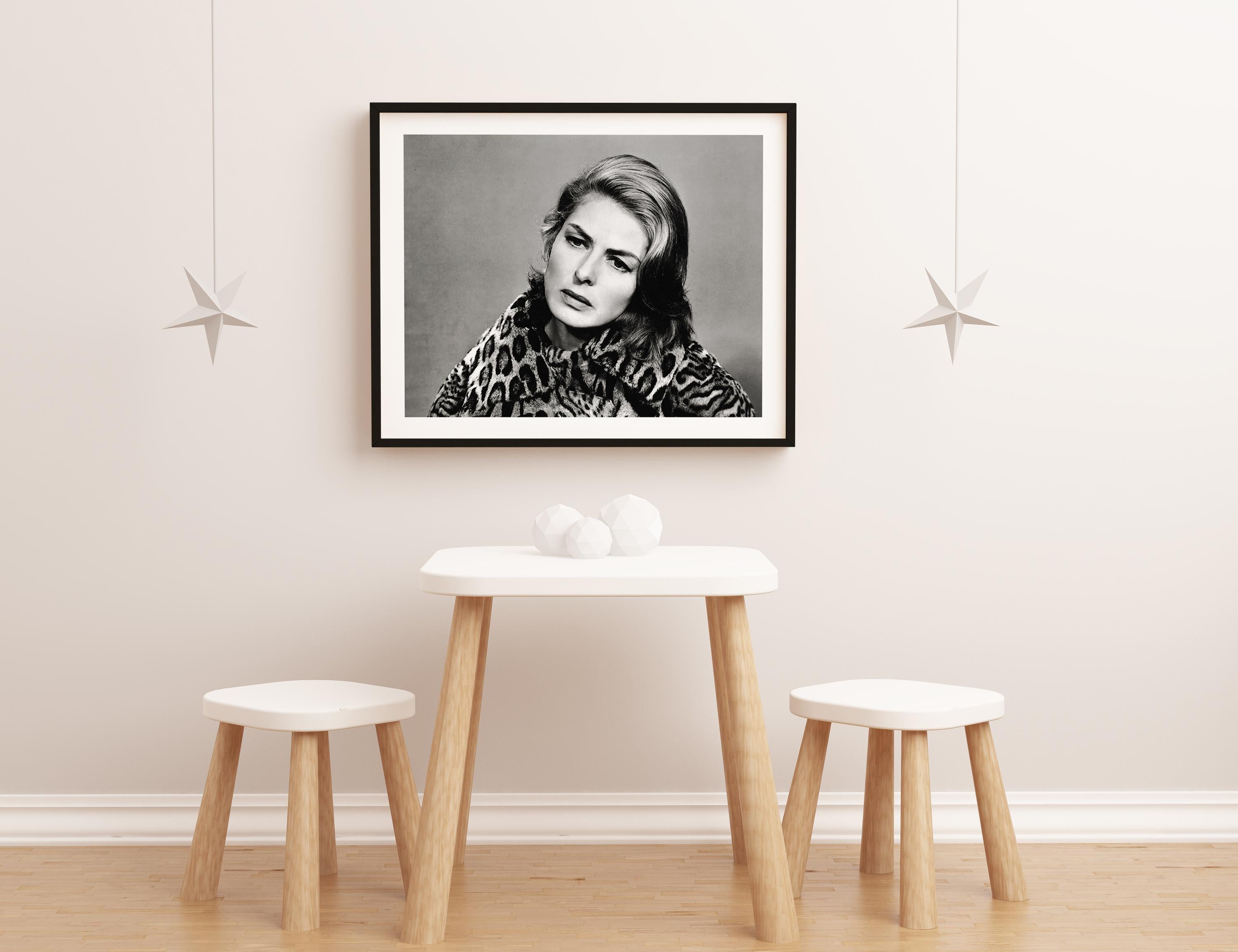 Ingrid Bergman in Leopard Globe Photos Fine Art Print For Sale 2