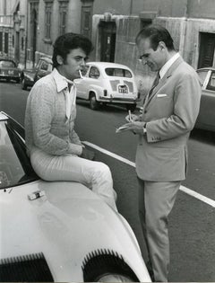 Der italienische Journalist Sandro Ciotti und der Sänger Little Tony -  B/w-Foto – 1960er Jahre