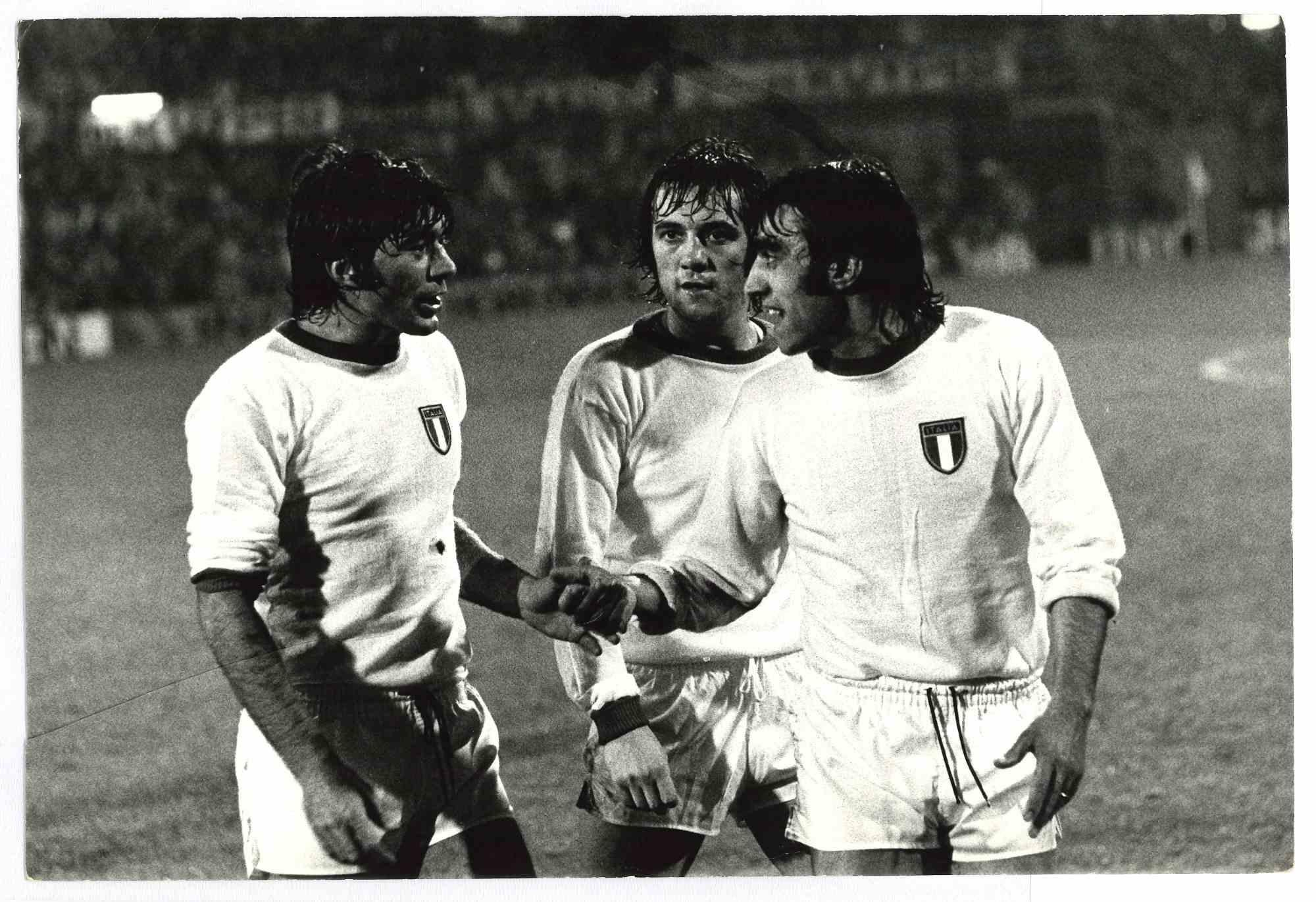 Figurative Photograph Unknown - Football italien Teal au milieu des années 70 - Photo Vintage - 1970