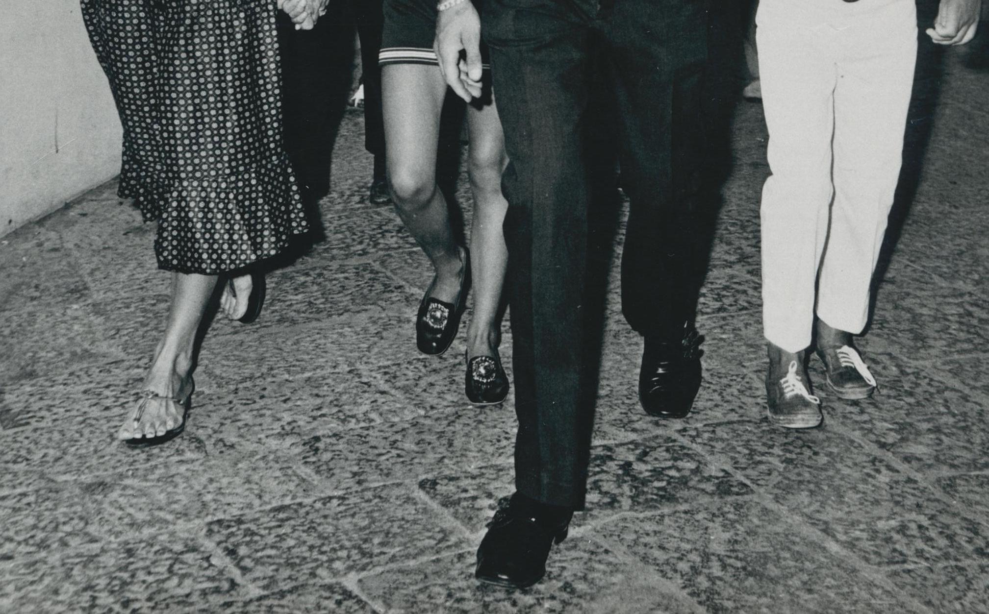 Jackie Kennedy, Christina und Tony Radziwill (Moderne), Photograph, von Unknown