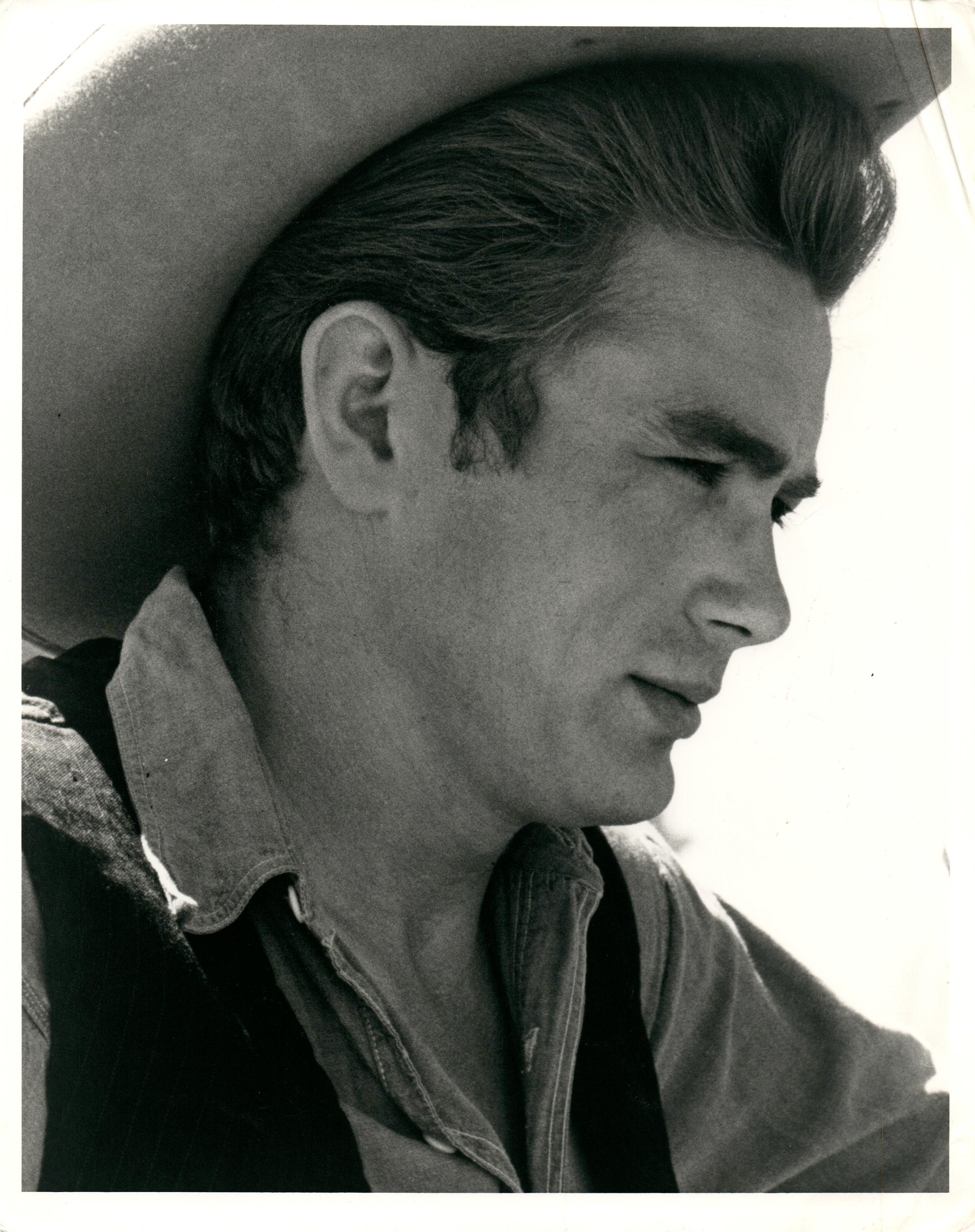 Portrait Photograph di Unknown - James Deans: Il Ribelle Stampa d'epoca