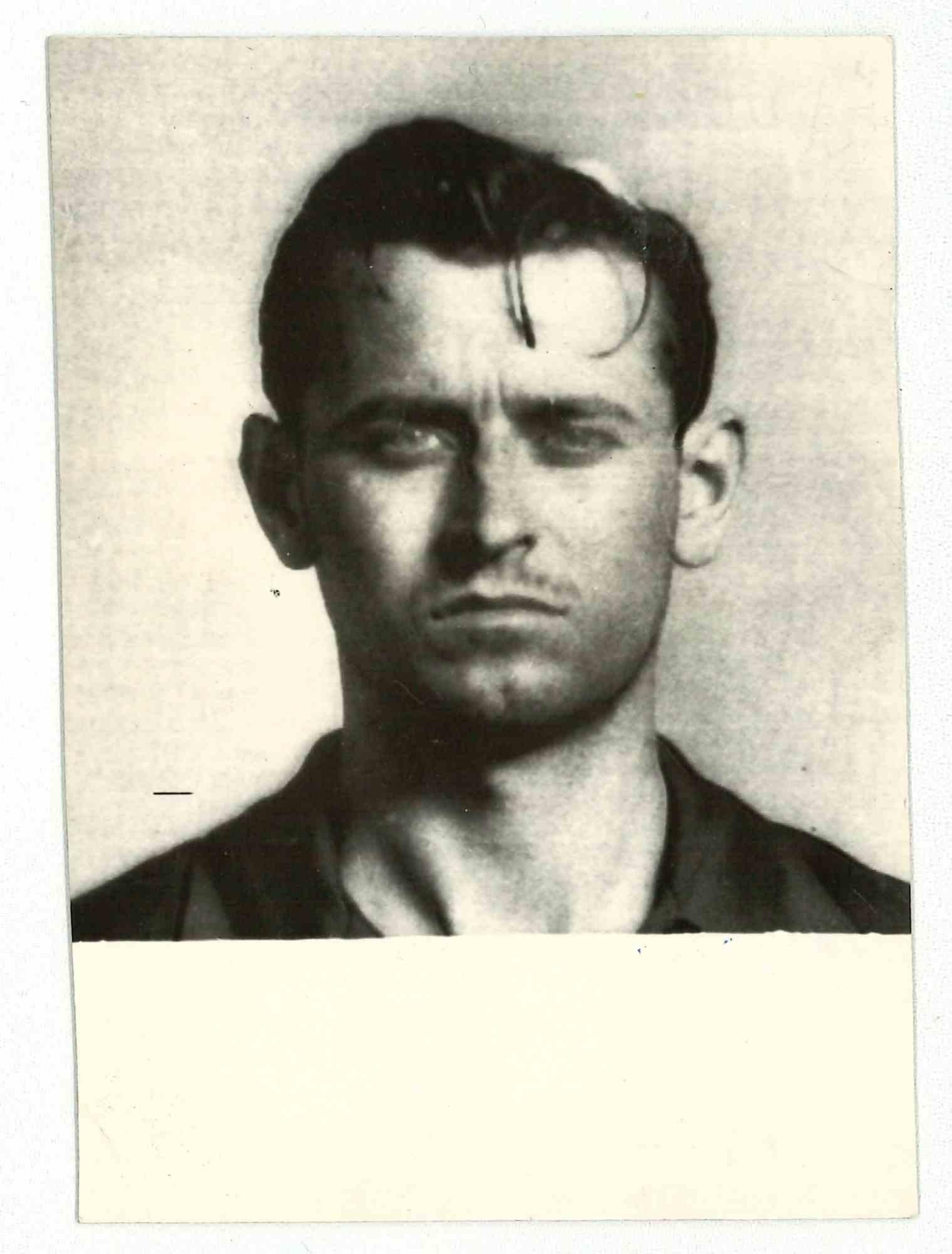 Figurative Photograph de Unknown - James Earl Ray - Foto de época - Años 60