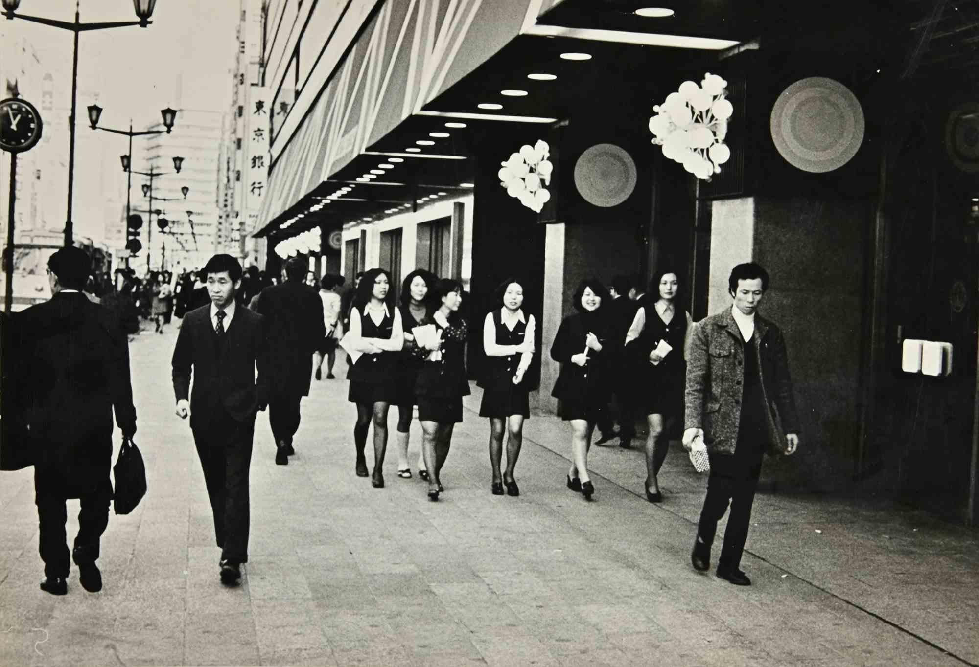 Unknown Figurative Photograph - Japan Cherry Blossoms and Discs – Exit from Work - Vintage Photograph - 1960s