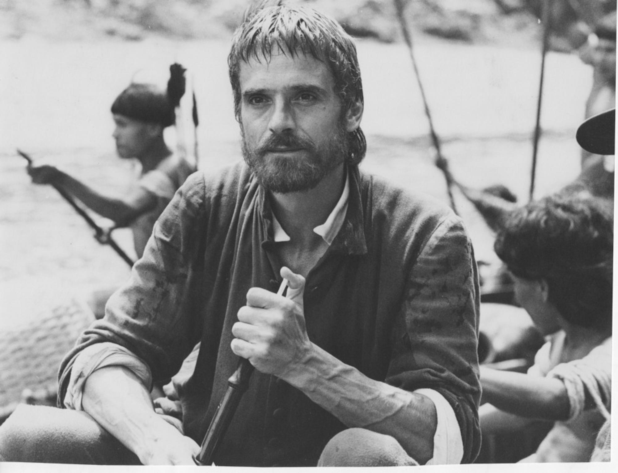 Jeremy Irons on the set of "The Mission" - Vintage Photo - 1986