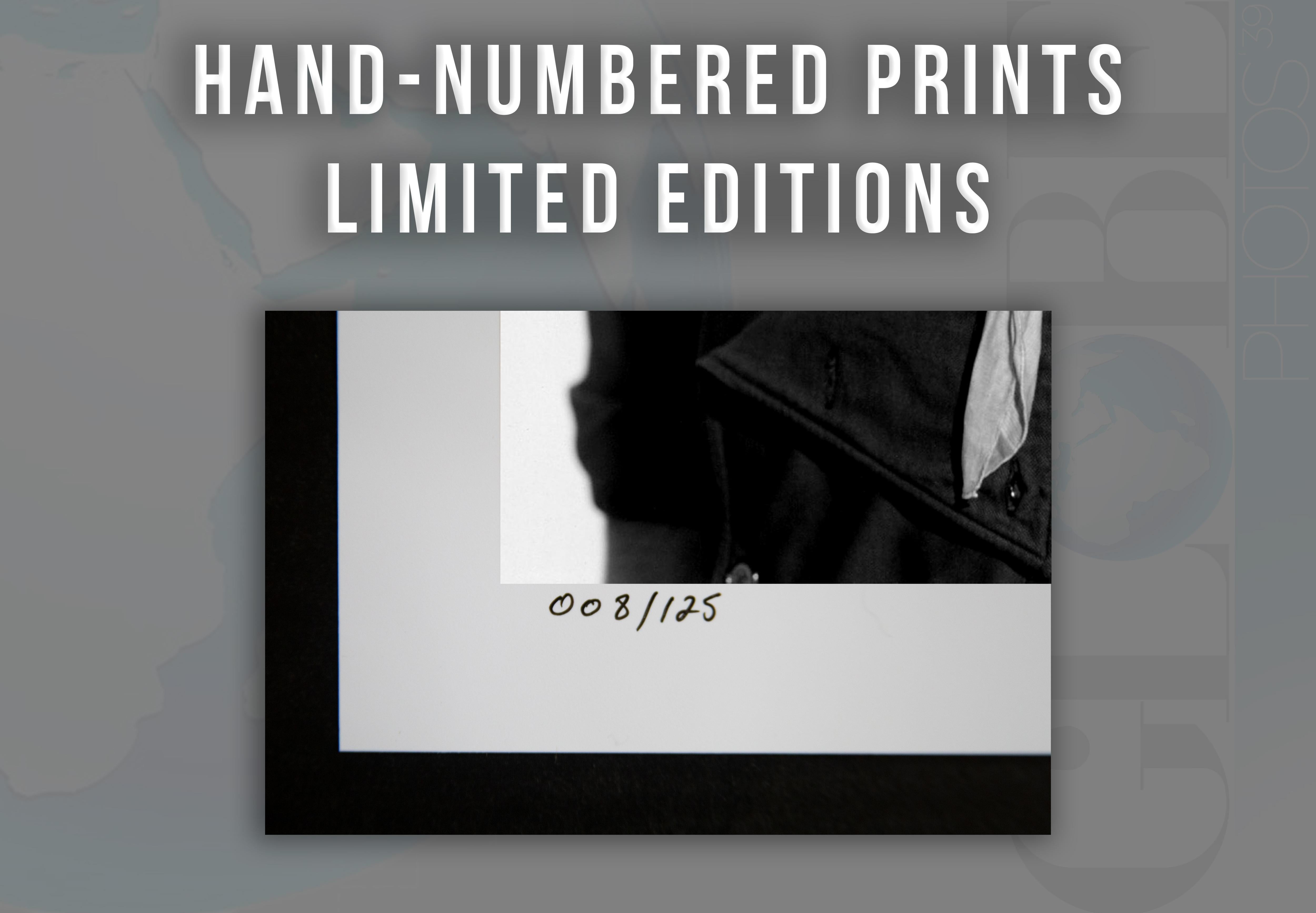 who sang liberty valance