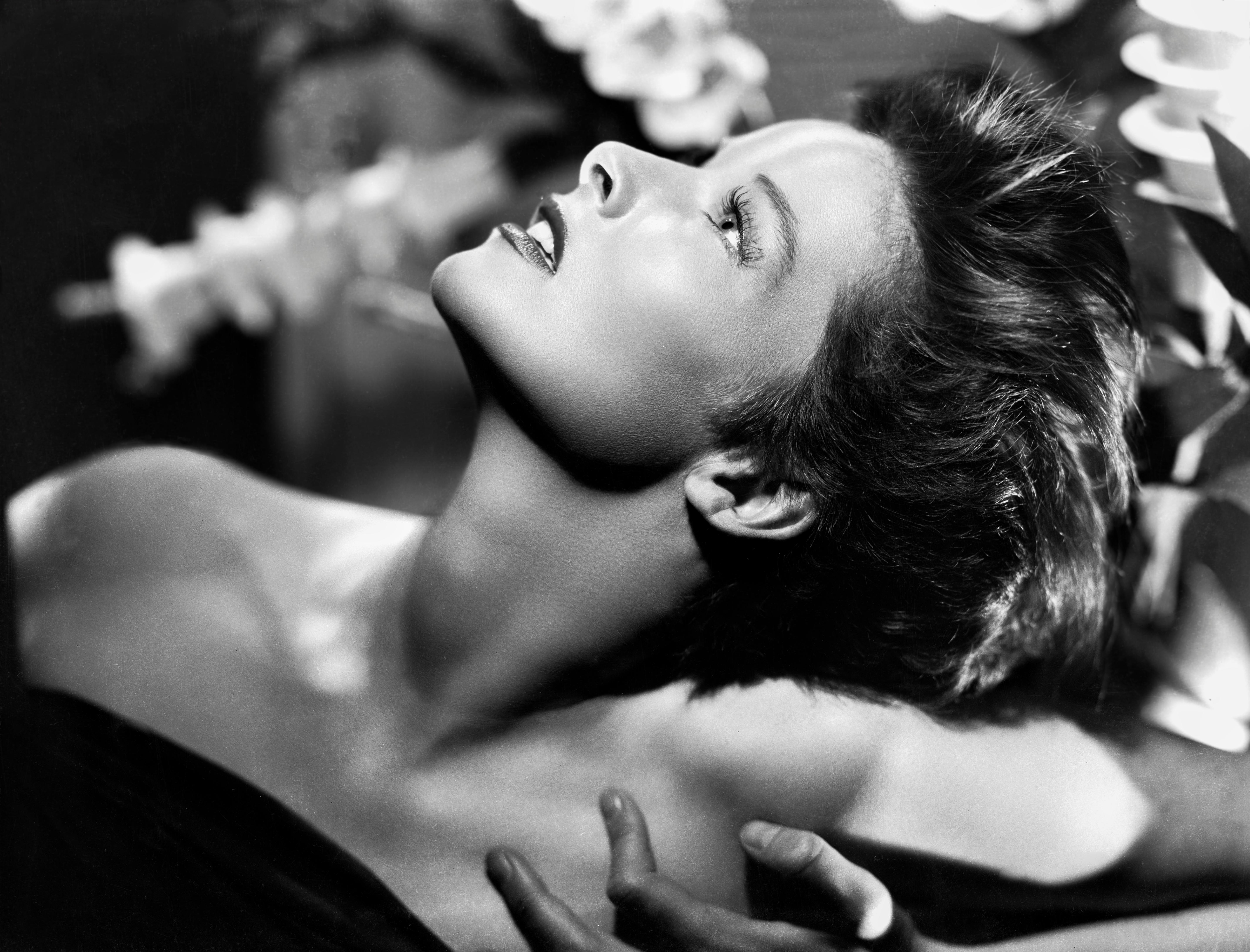 Unknown Portrait Photograph - Katharine Hepburn: Sexy Glamour Looking Up Movie Star News Fine Art Print