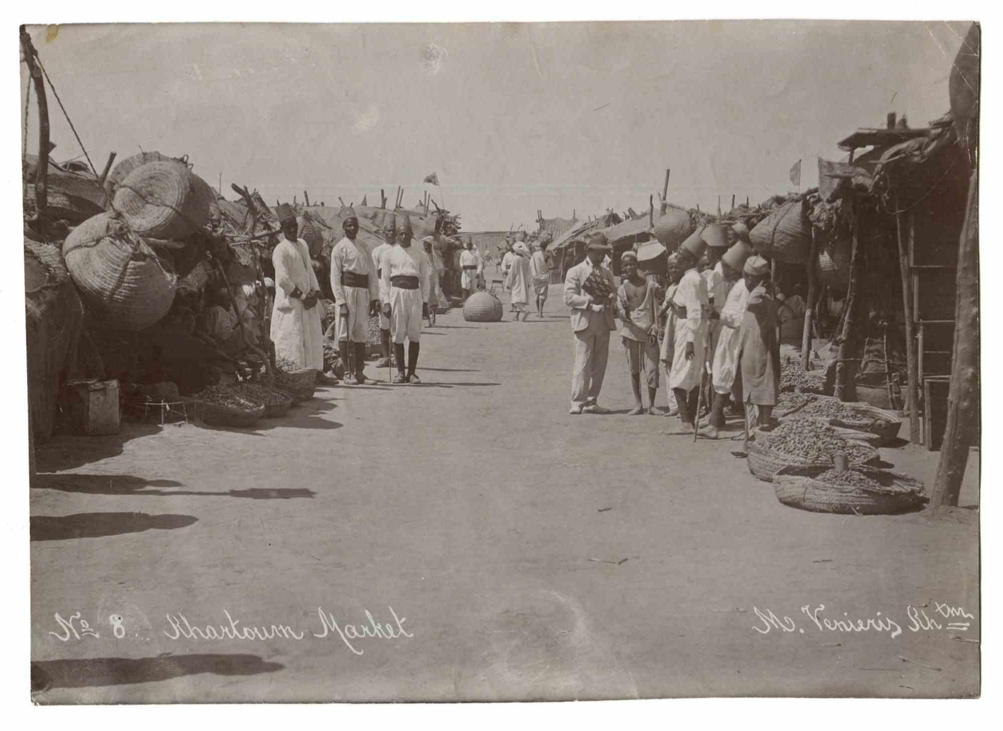 Unknown Portrait Photograph - Khartoum Market - Vintage Photo - Early 20th Century