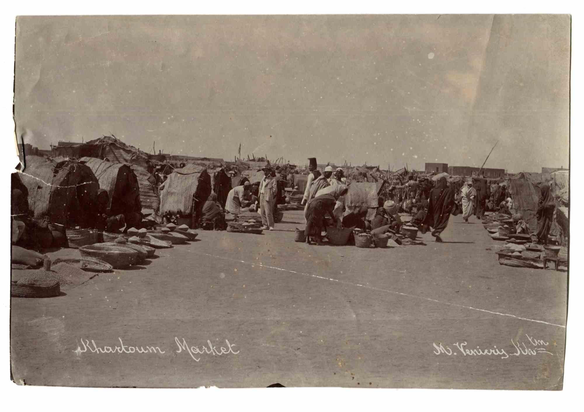 Unknown Landscape Photograph - Khartum Market - Vintage Photo - Early 20th Century