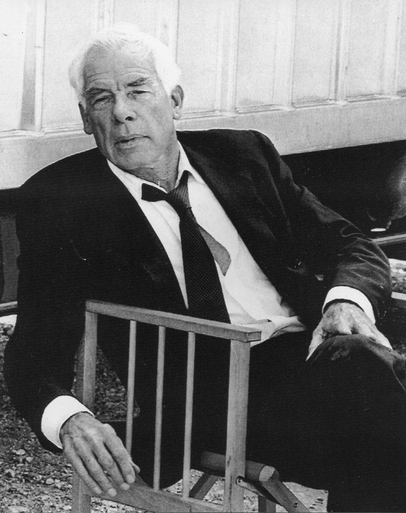 Unknown Portrait Photograph – Lee Marvin – Original Vintage-Fotografie im Vintage-Stil – 1970er Jahre