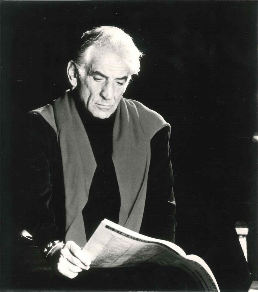 Unknown Figurative Photograph - Leonard Bernstein Reading - Vintage B/W Photograph - 1970s