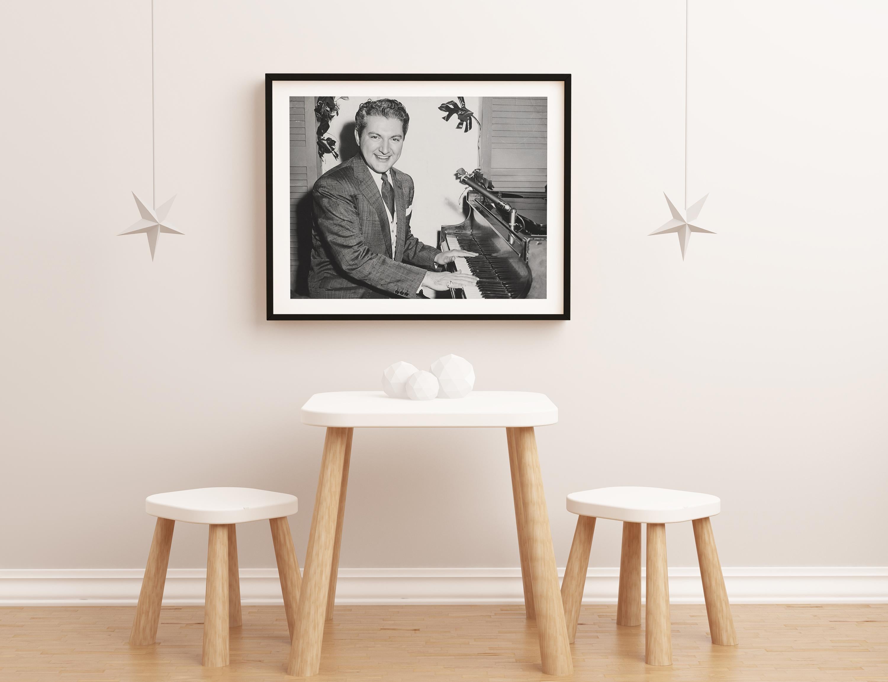 Liberace Smiling at Piano Fine Art Print For Sale 1