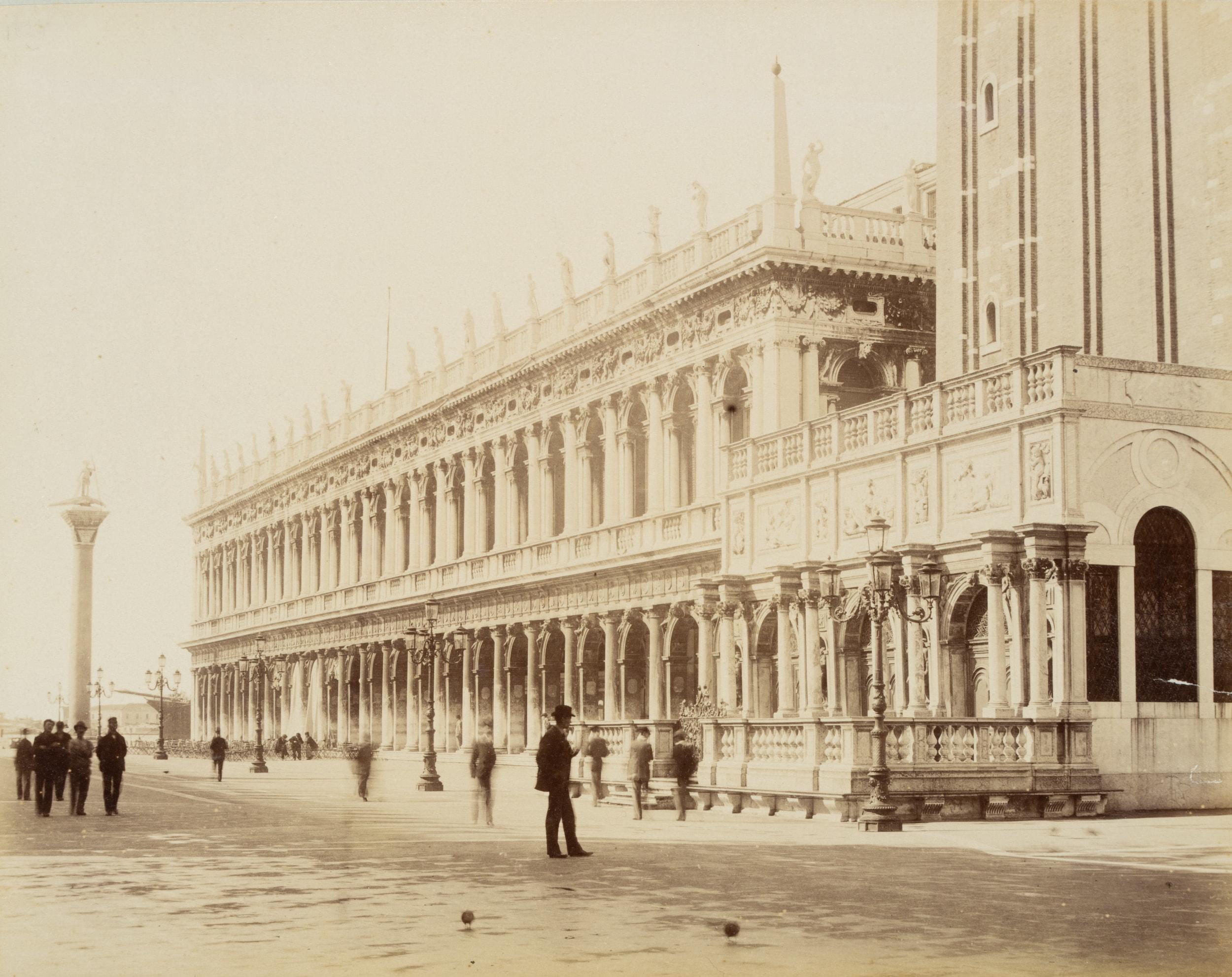 Carlo Naya Landscape Photograph – Libreria di San Marco, Venedig