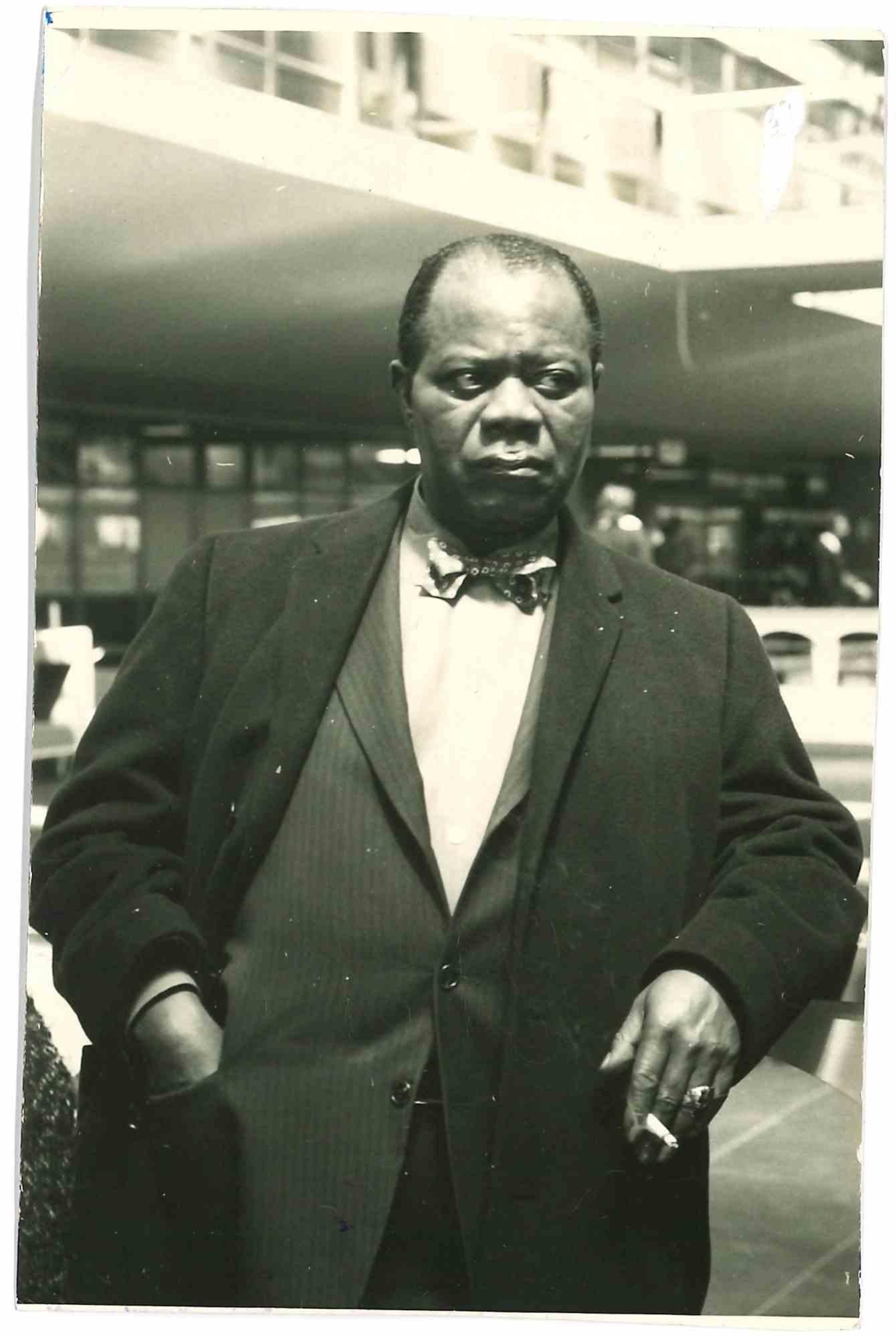 Unknown Figurative Photograph -  Louis Armstrong - Photo - 1960s