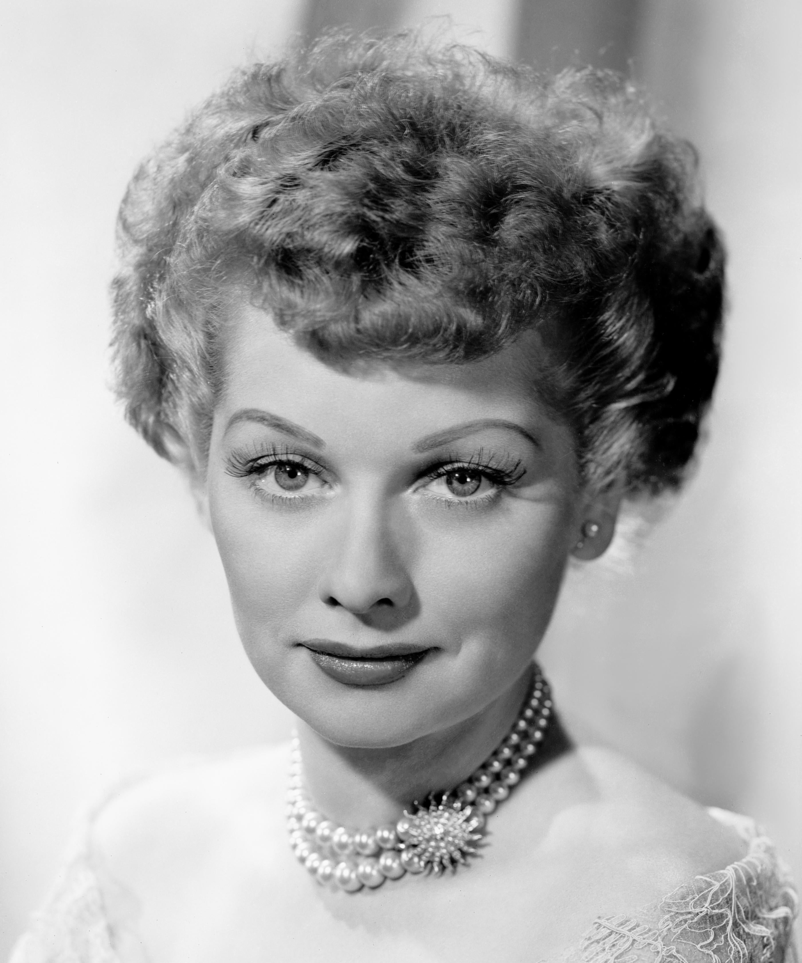 Unknown Portrait Photograph - Lucille Ball in Pearls