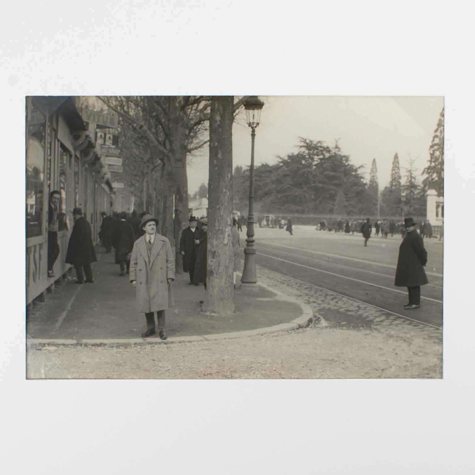 Lyon Internationale Herbstmesse, 1927, Silber-Gelatine-Schwarz-Weiß-Fotografie im Angebot 1
