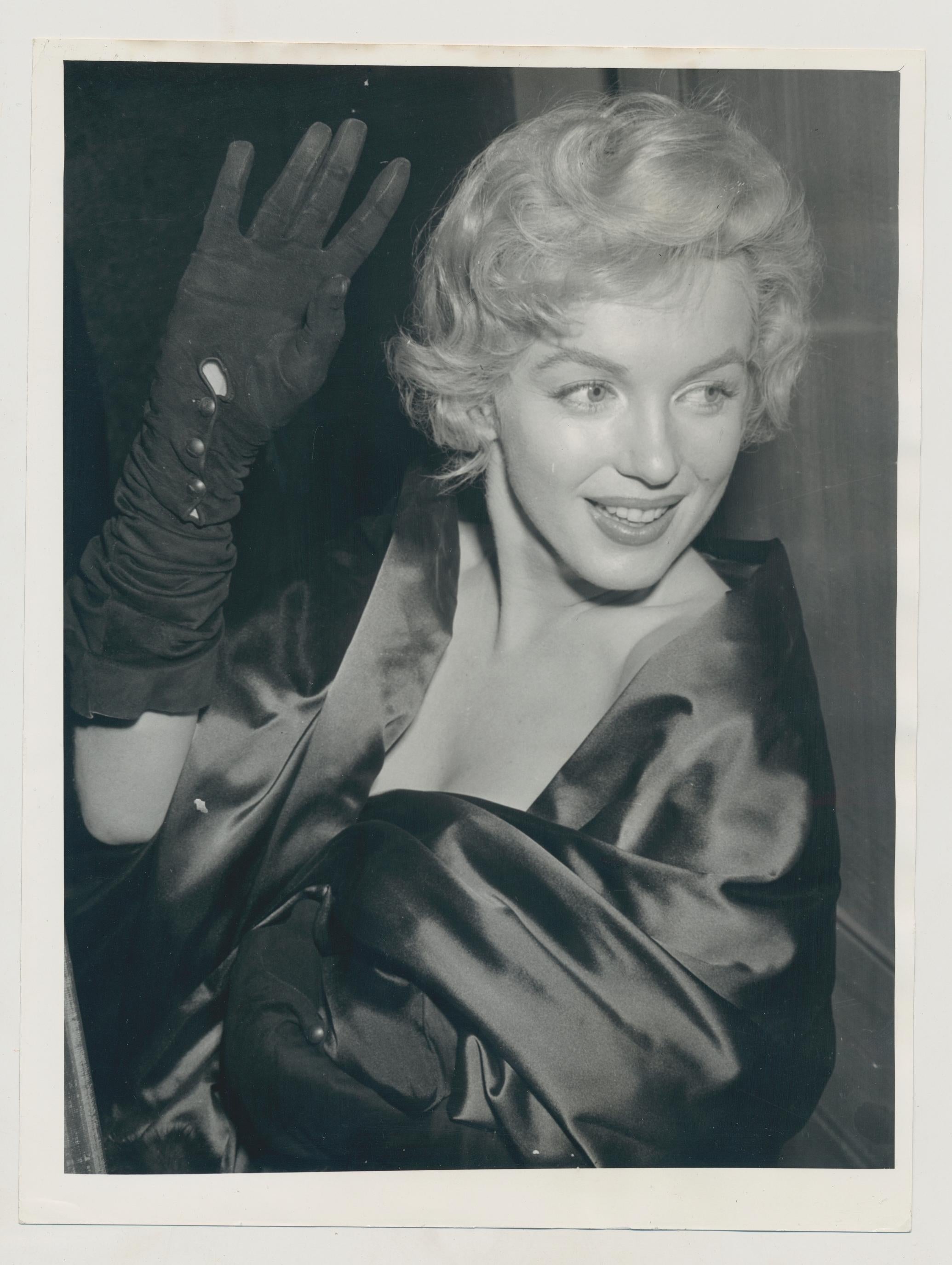 Unknown Portrait Photograph - Marilyn at London's Comedy Theatre, 1956, 21, 8 x 16, 4 cm