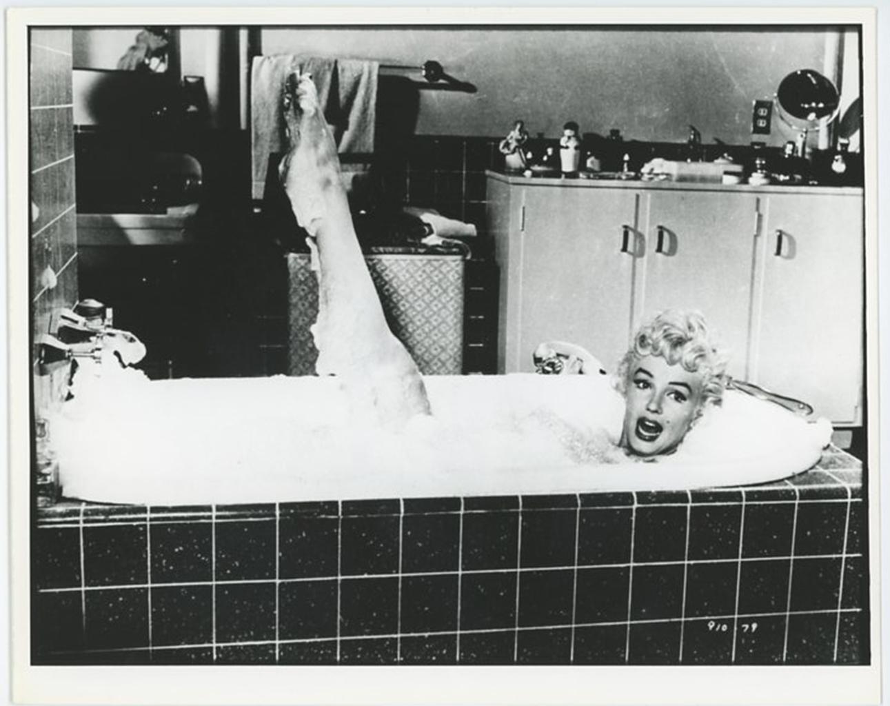 Unknown Black and White Photograph - Marilyn Monroe in "The Seven Year Itch" 1955