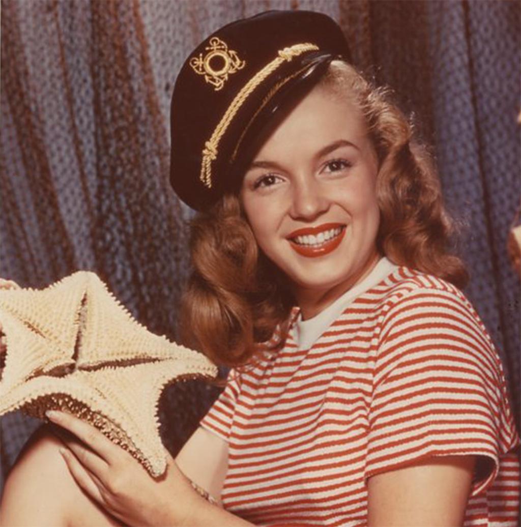 Marilyn Monroe Sailor Girl Photoshoot Pressprint from the Kim Goodwin Collection - Photograph by Unknown