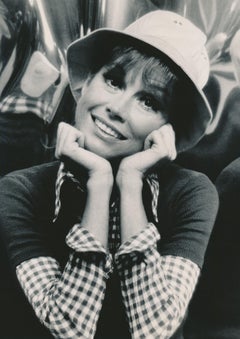Mary Tyler Moore Smiling in Hat Fine Art Print