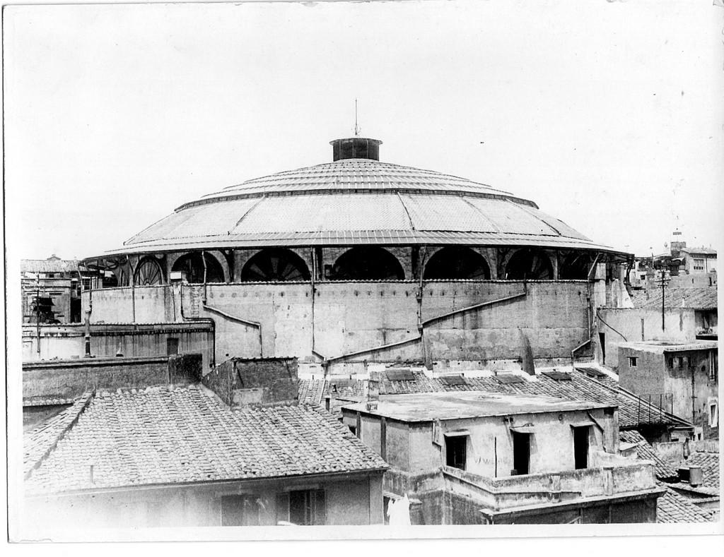 Unknown Figurative Photograph - Mausoleo di Augusto - Disappeared Rome - b/w Photograph - 1935