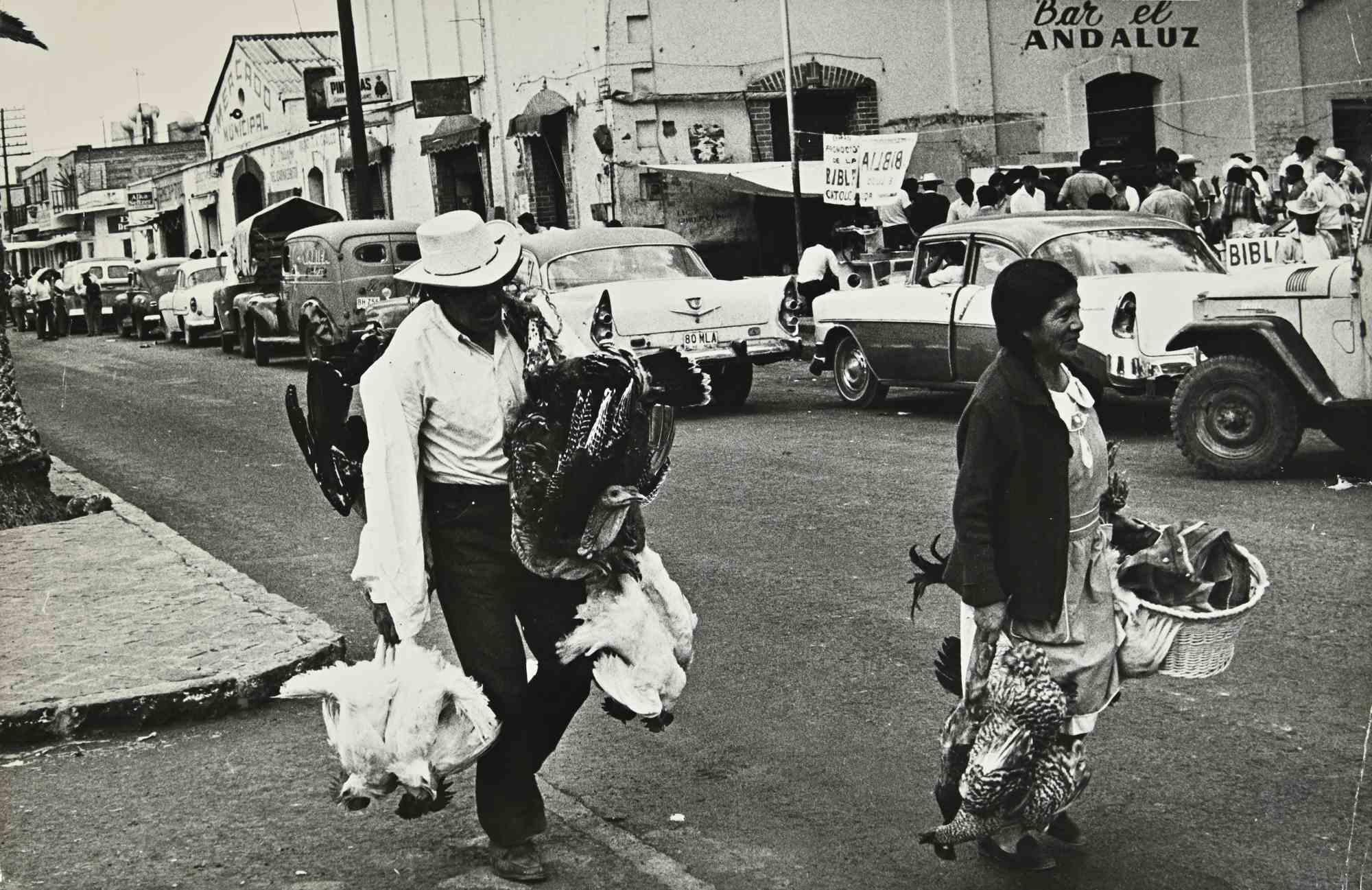 Unknown Figurative Photograph - Mexico - Vintage Photo - Mid 20th century