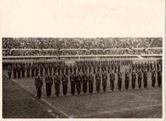 Militarische Militärausstellung im Stadium - Vintage B/W Foto - 1930