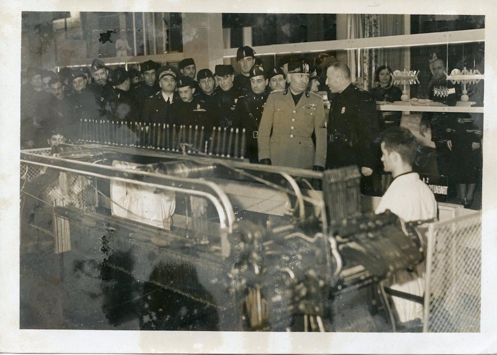 Unknown Black and White Photograph - Mussolini during the International Textile Exhibition - Vintage Photo - 1937
