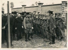Mussolini besucht eine Chemie-Industrie in Melegnano – Vintage-Foto 1935