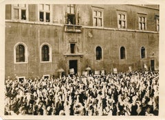 Mussolins Reden auf der Piazza Venezia – Vintage-Foto 1938