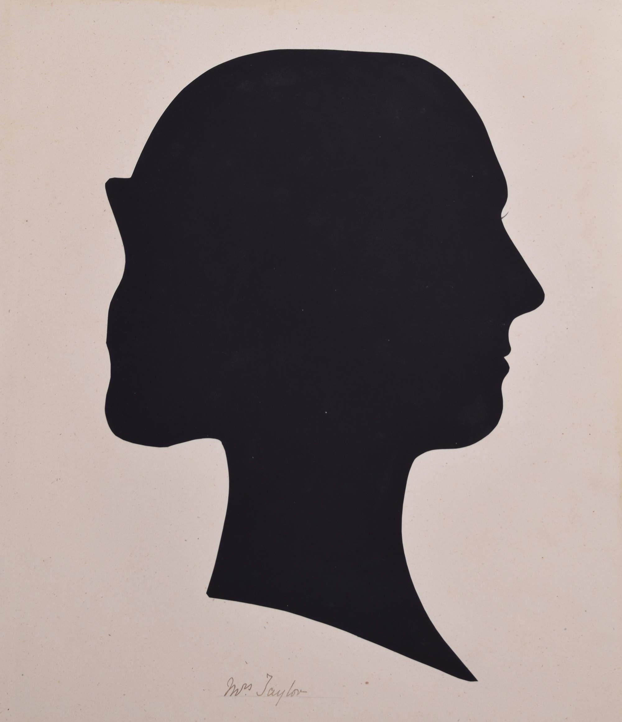 Unknown Black and White Photograph – Silhouette einer Dame aus dem neunzehnten Jahrhundert: Mrs Taylor
