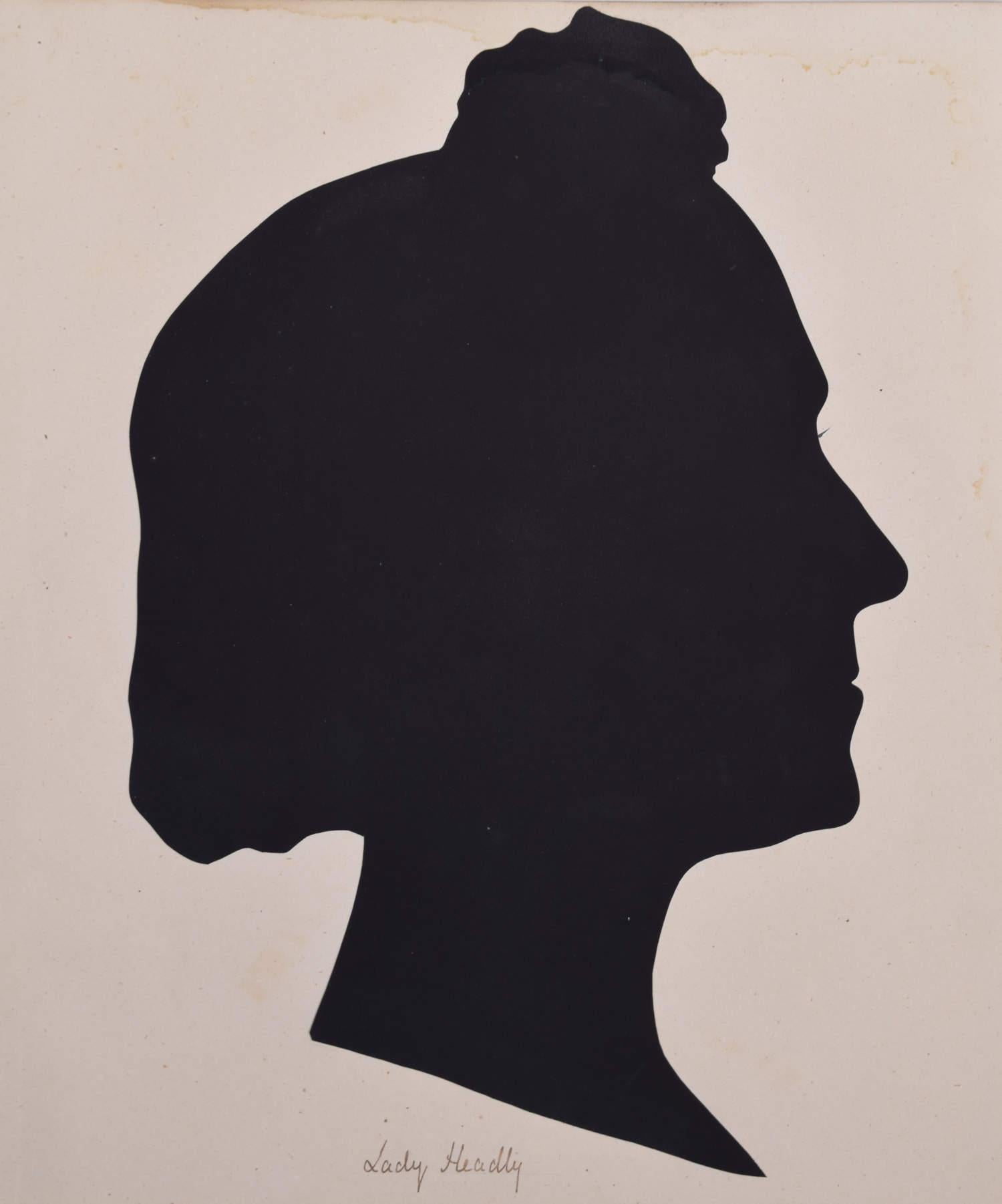 Unknown Black and White Photograph – Silhouette einer Dame aus dem neunzehnten Jahrhundert: Lady Headley